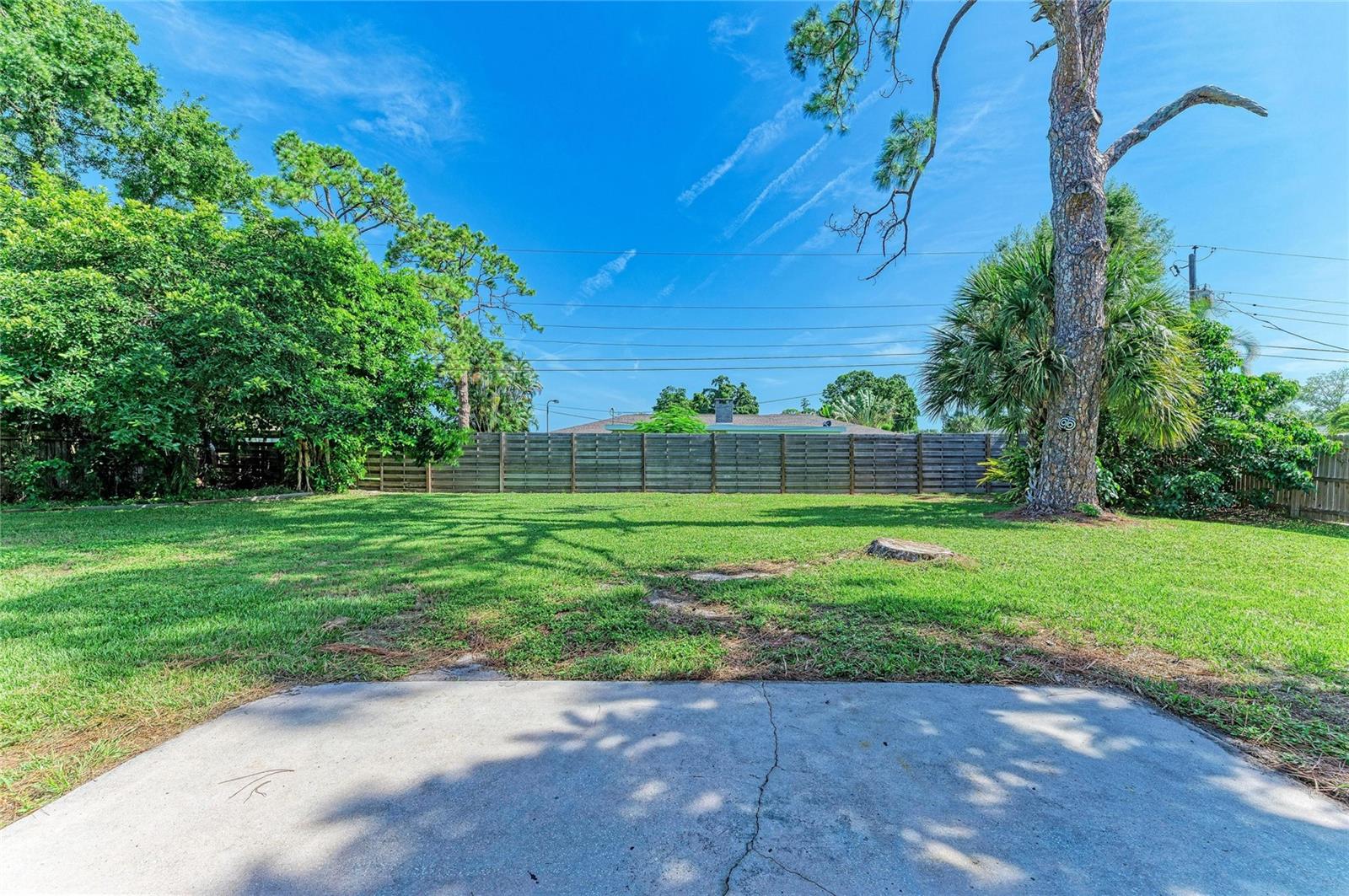 GOLF CLUB GARDENS RESUBDIVIDED - Residential