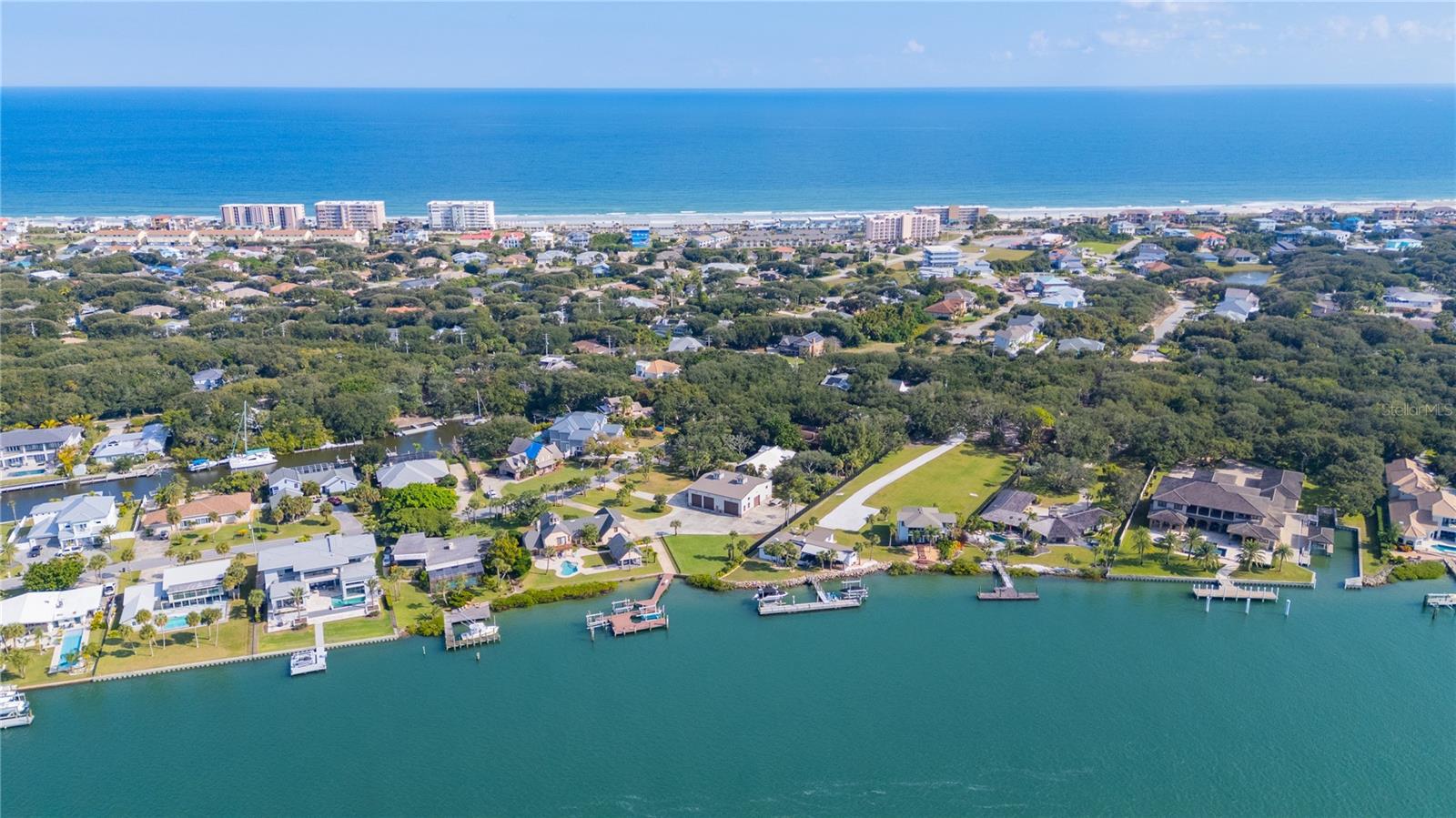 THE LIGHTHOUSE DUNES OF OAKRIDGE VILLAGE - Residential