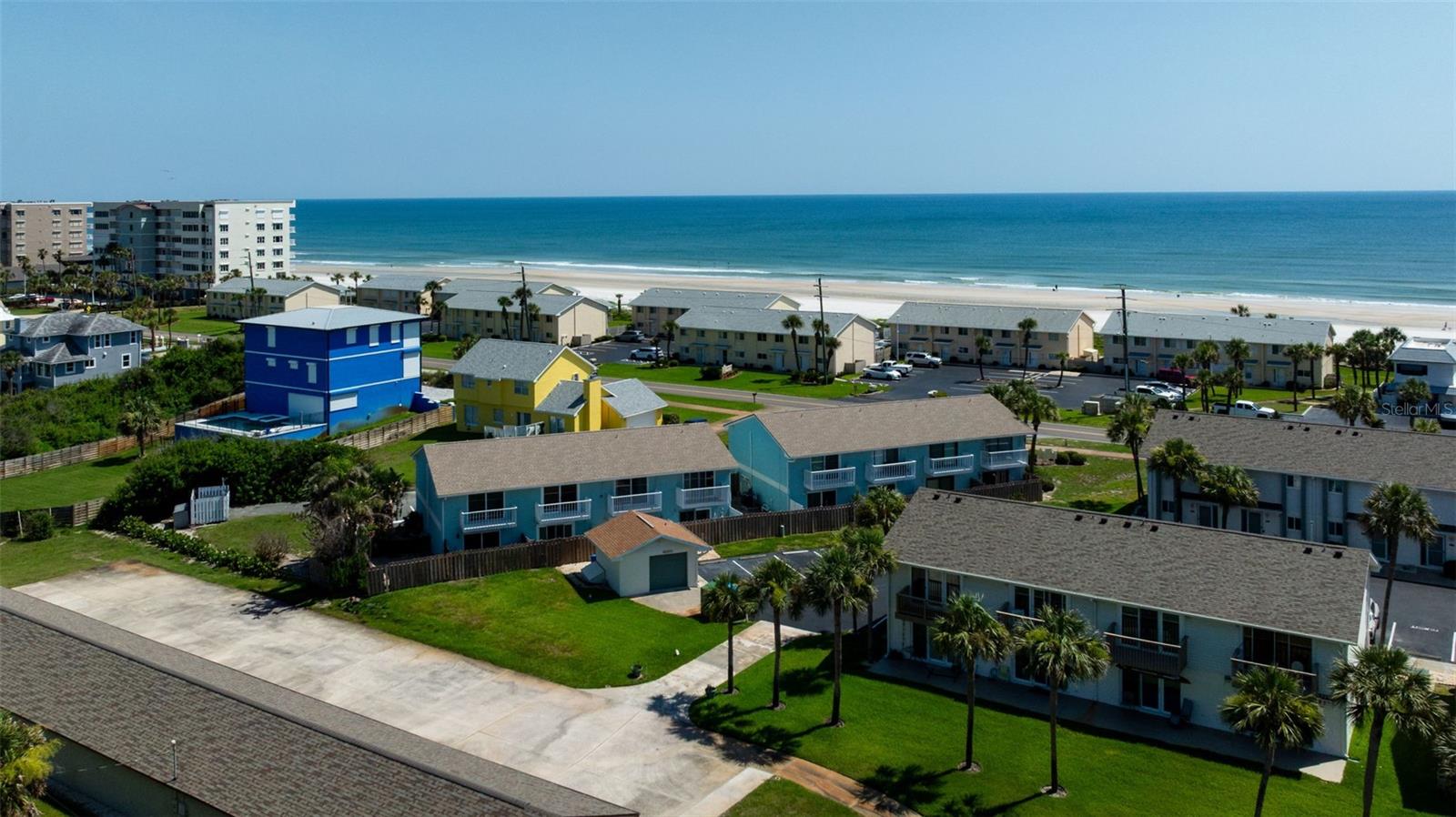 THE LIGHTHOUSE DUNES OF OAKRIDGE VILLAGE - Residential