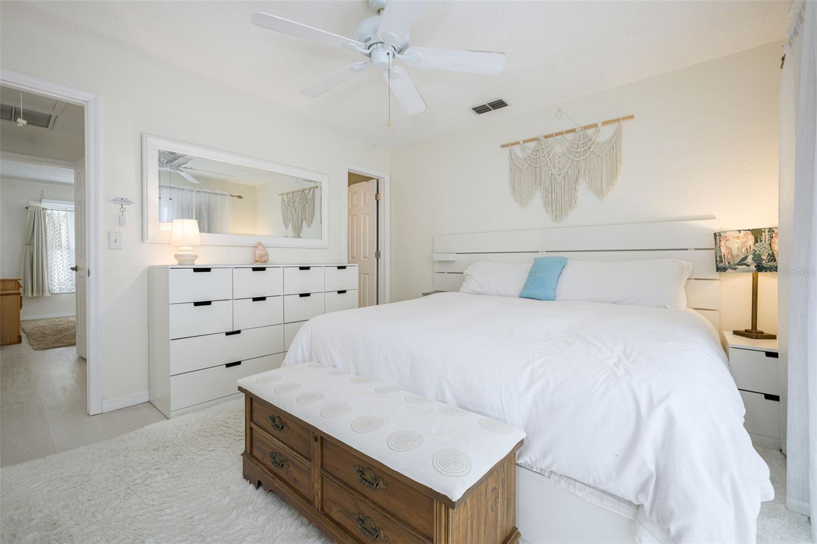 THE LIGHTHOUSE DUNES OF OAKRIDGE VILLAGE - Residential