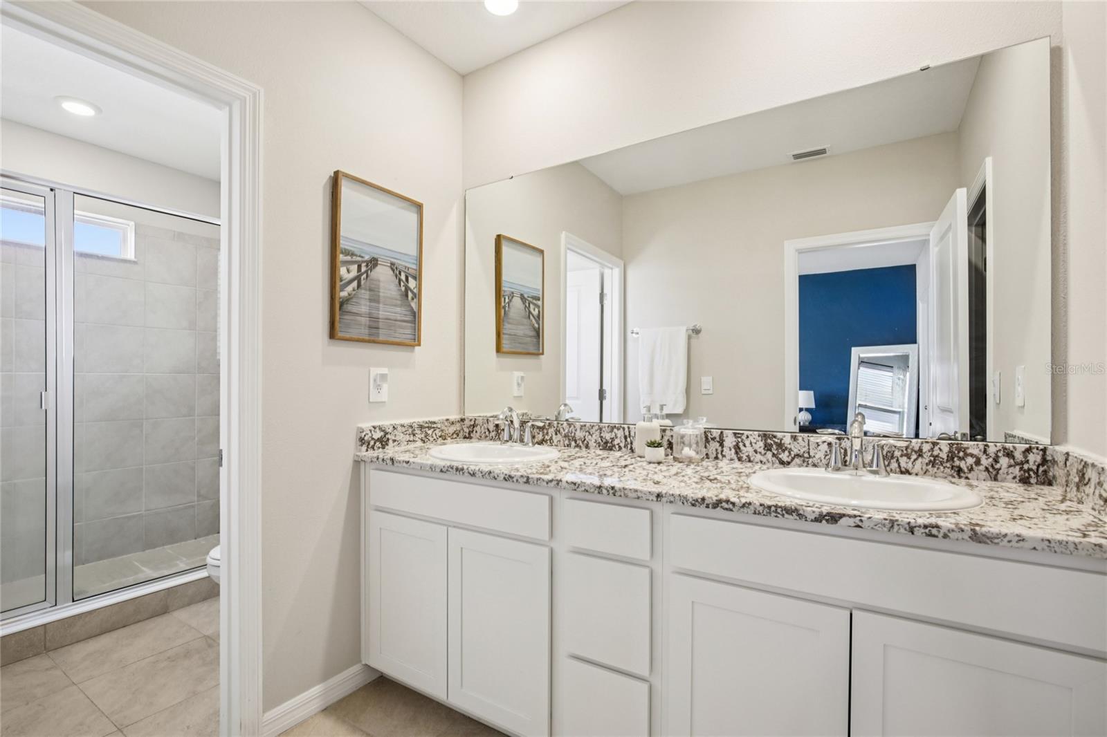 BAY LANDING - Residential