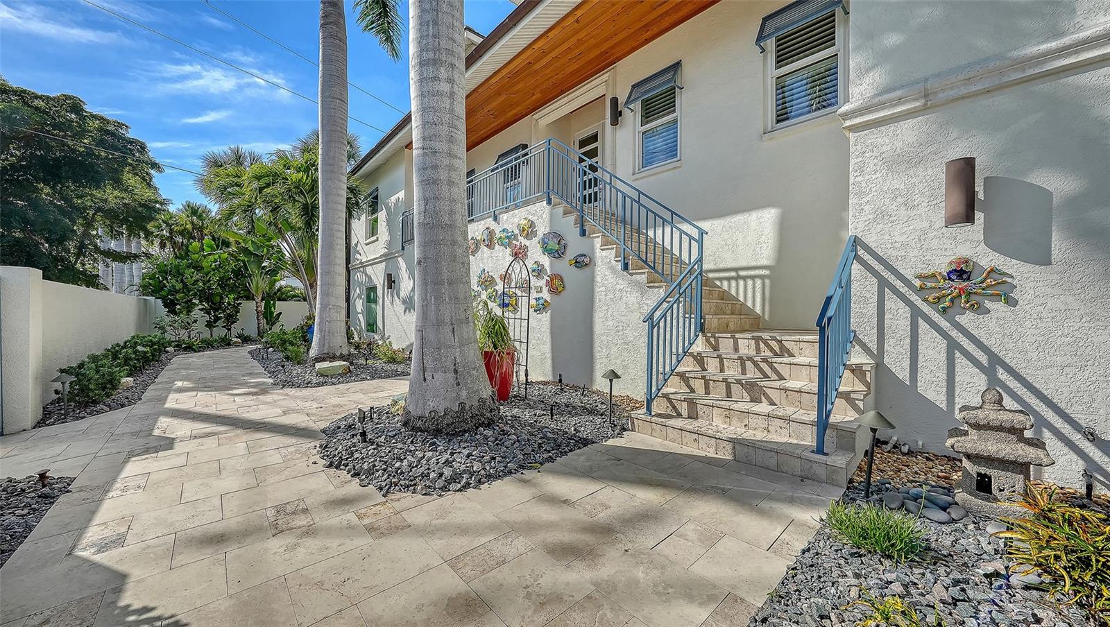 SAINT ARMANDS DIV JOHN RINGLING ESTATES - Residential