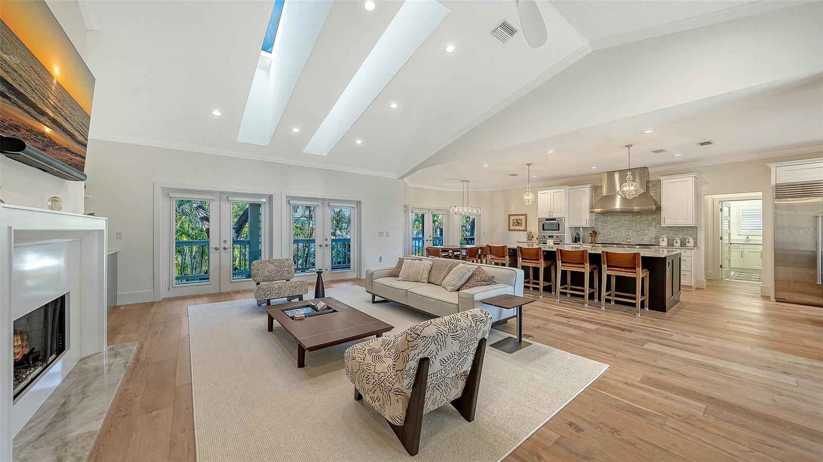 SAINT ARMANDS DIV JOHN RINGLING ESTATES - Residential