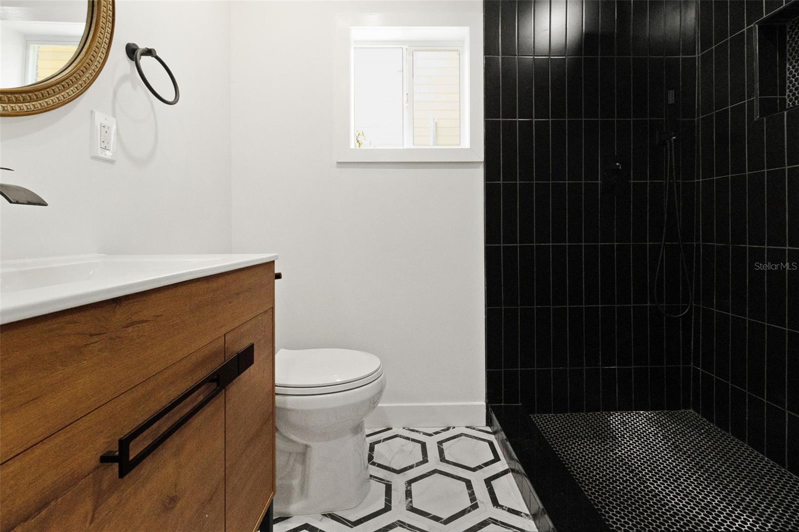 BOUTON & SKINNERS ADD - Residential Lease