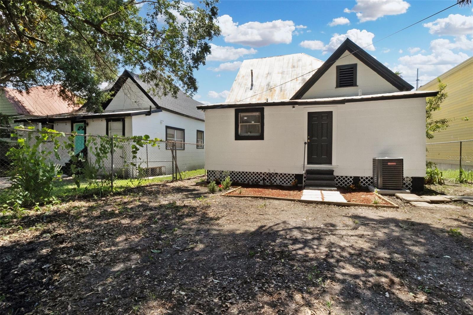 BOUTON & SKINNERS ADD - Residential Lease