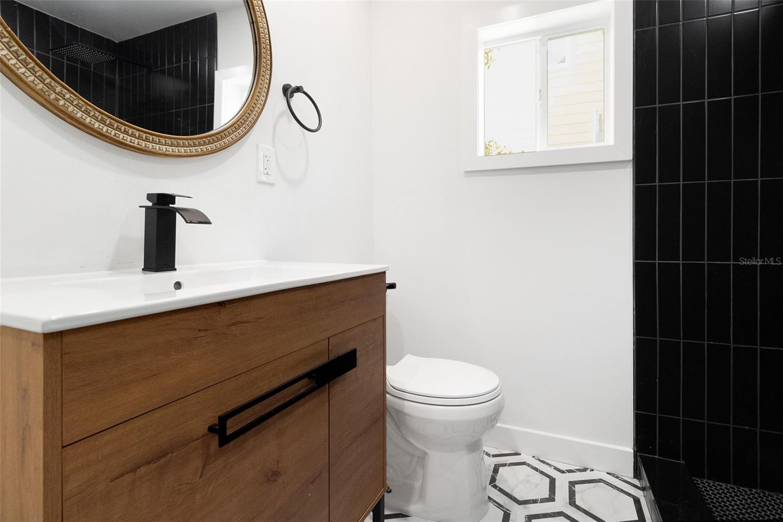 BOUTON & SKINNERS ADD - Residential Lease