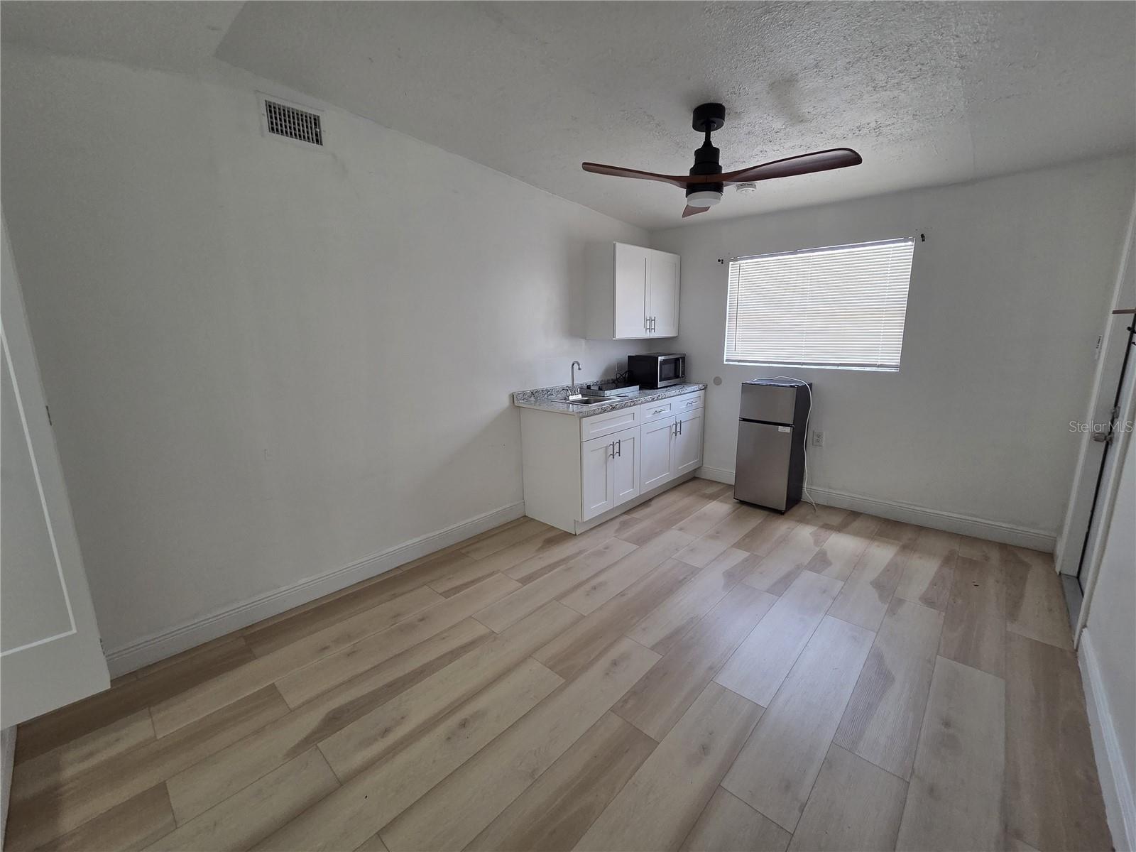CLAIR MEL CITY UNIT 31 - Residential