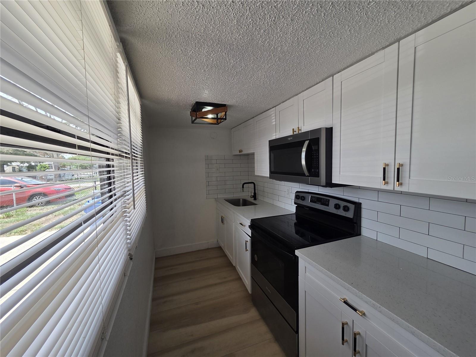CLAIR MEL CITY UNIT 31 - Residential