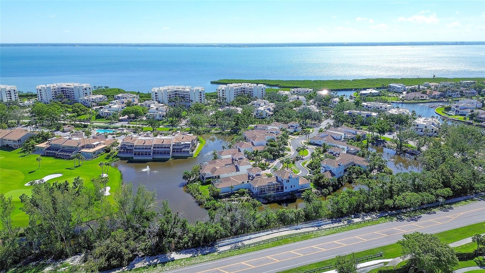SEAPLACE - Residential