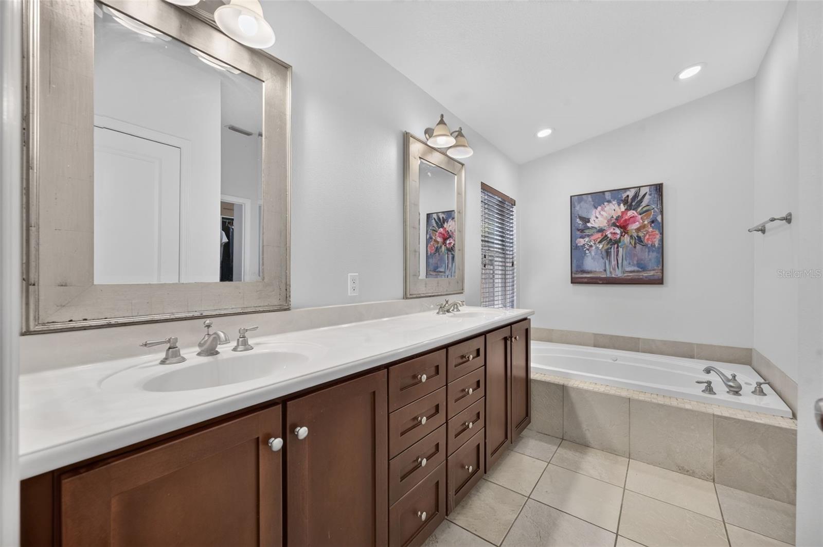 LAKE KNOWLES TERRACE 2ND ADD - Residential