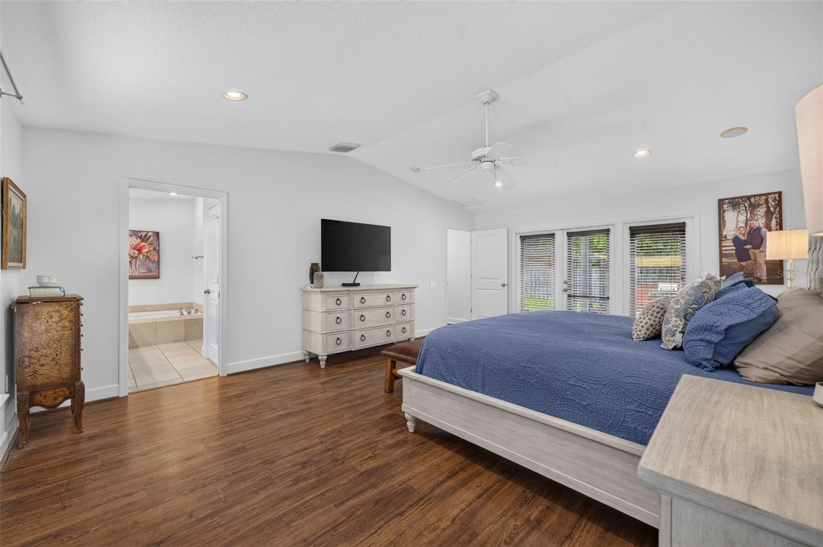 LAKE KNOWLES TERRACE 2ND ADD - Residential