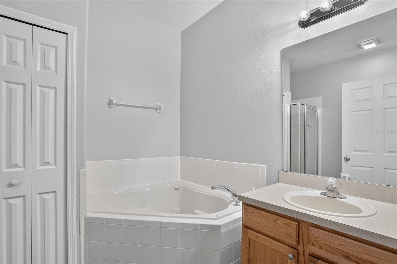 GLENBROOK PH II SUB - Residential