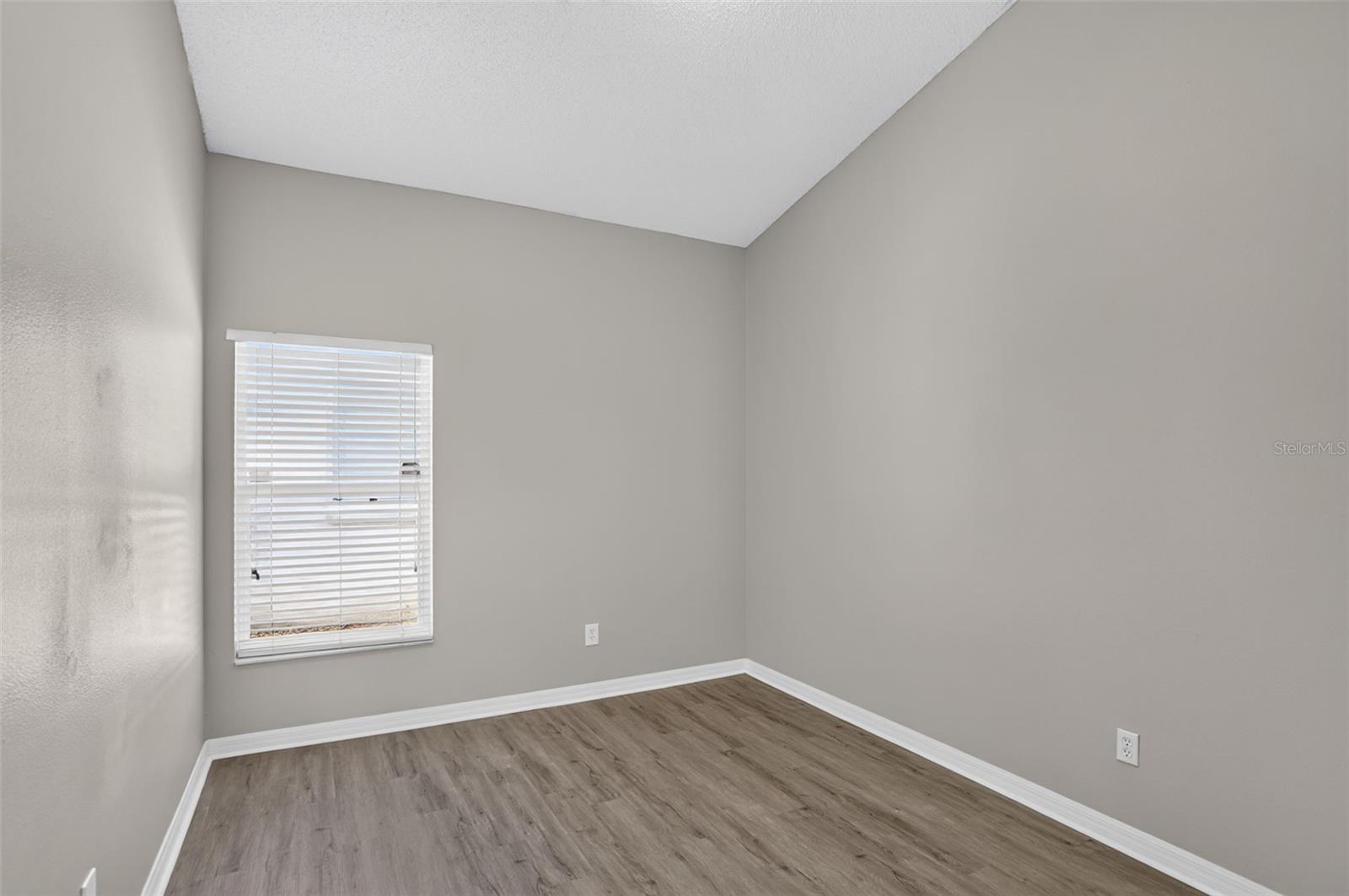 GLENBROOK PH II SUB - Residential