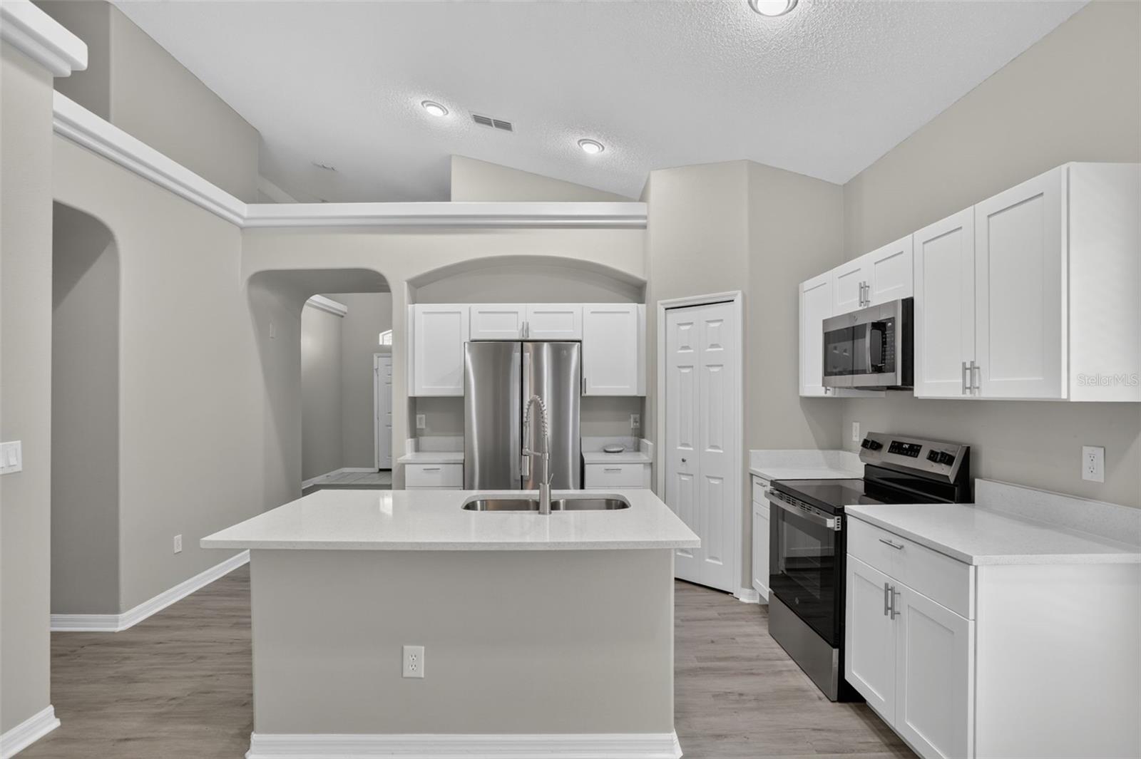 GLENBROOK PH II SUB - Residential