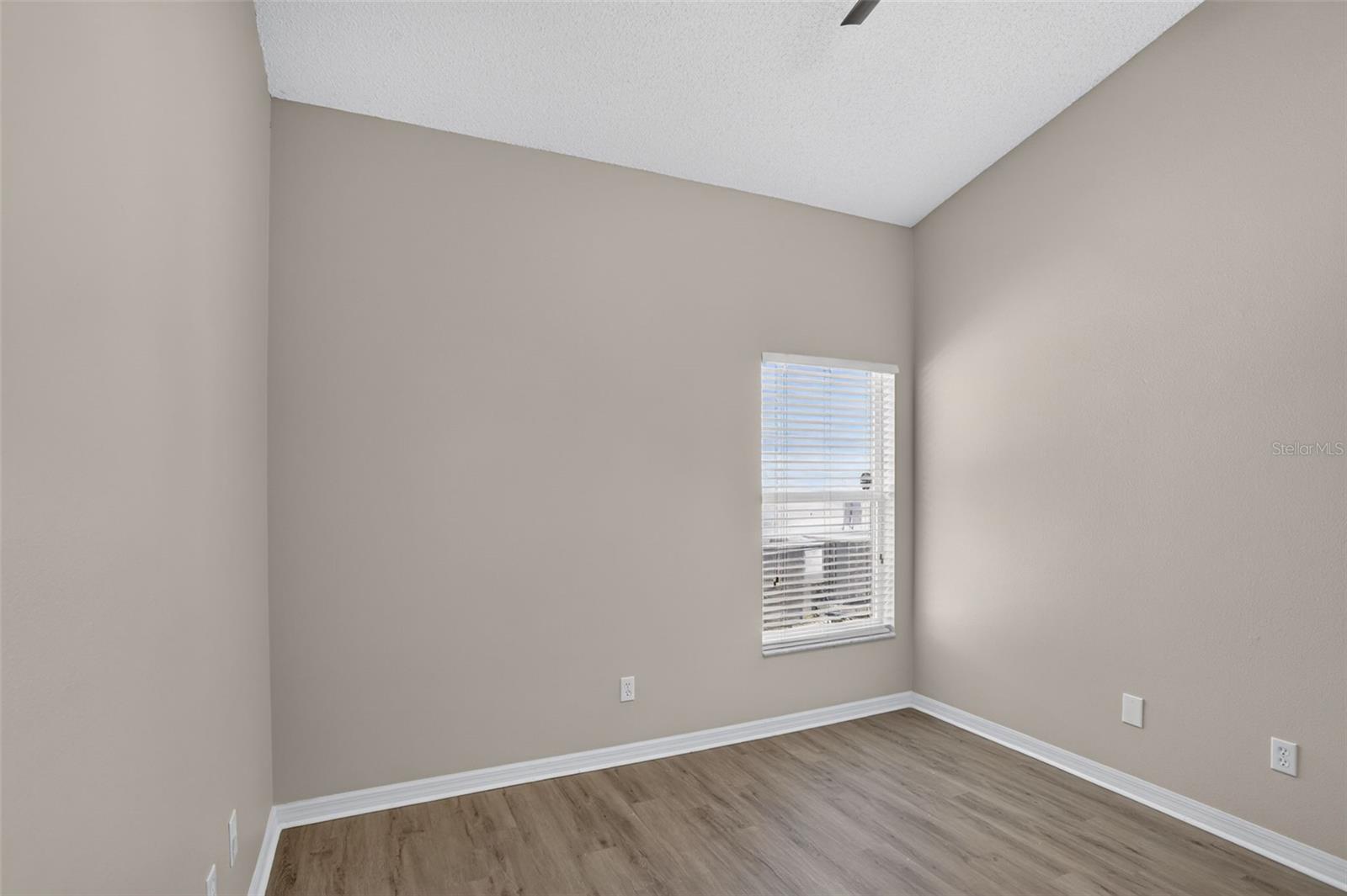 GLENBROOK PH II SUB - Residential