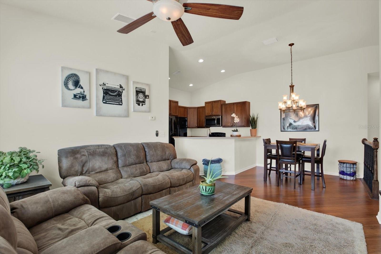 EAGLE PALM PH II - Residential