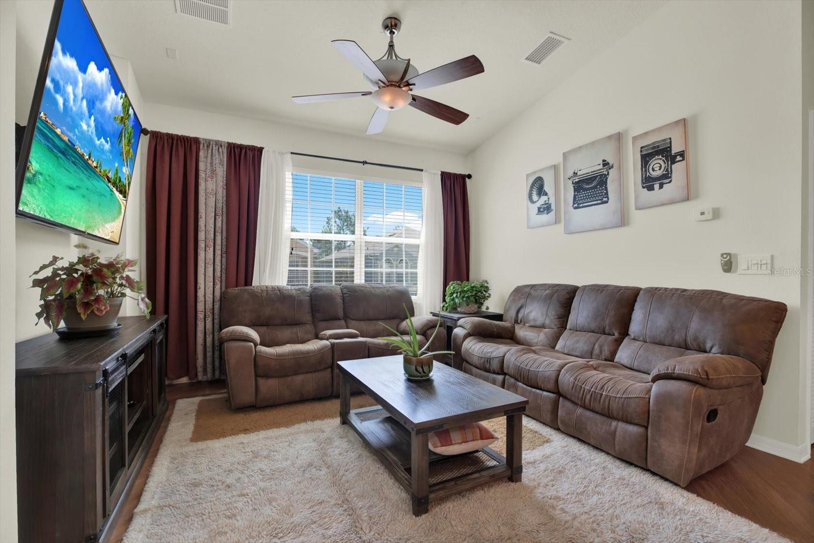 EAGLE PALM PH II - Residential