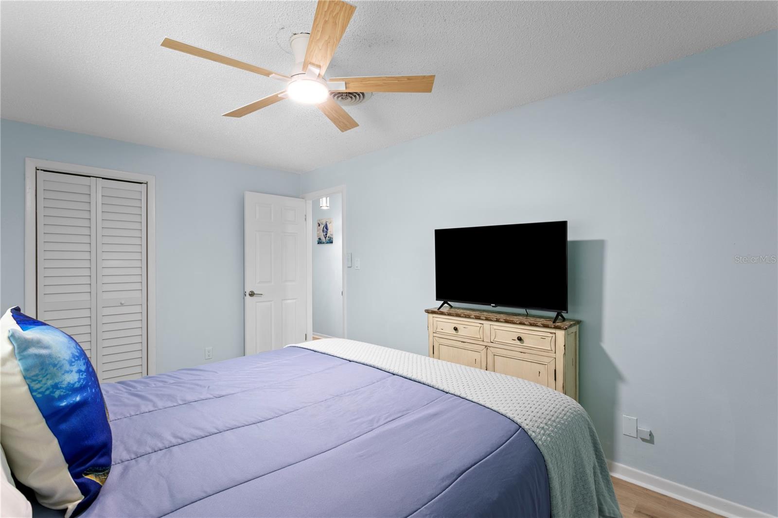 MAGNOLIA SQUARE CONDO INC - Residential