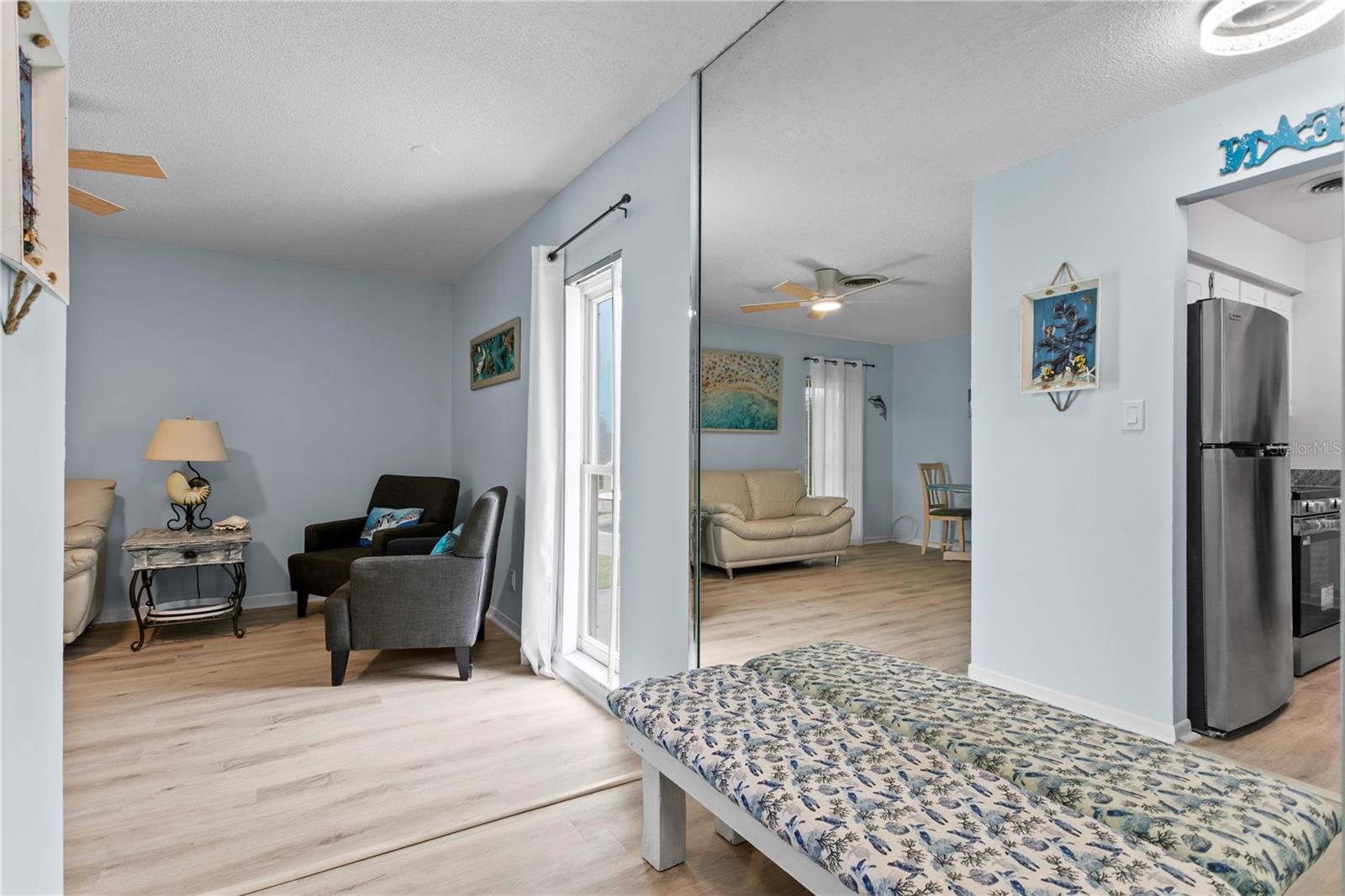 MAGNOLIA SQUARE CONDO INC - Residential