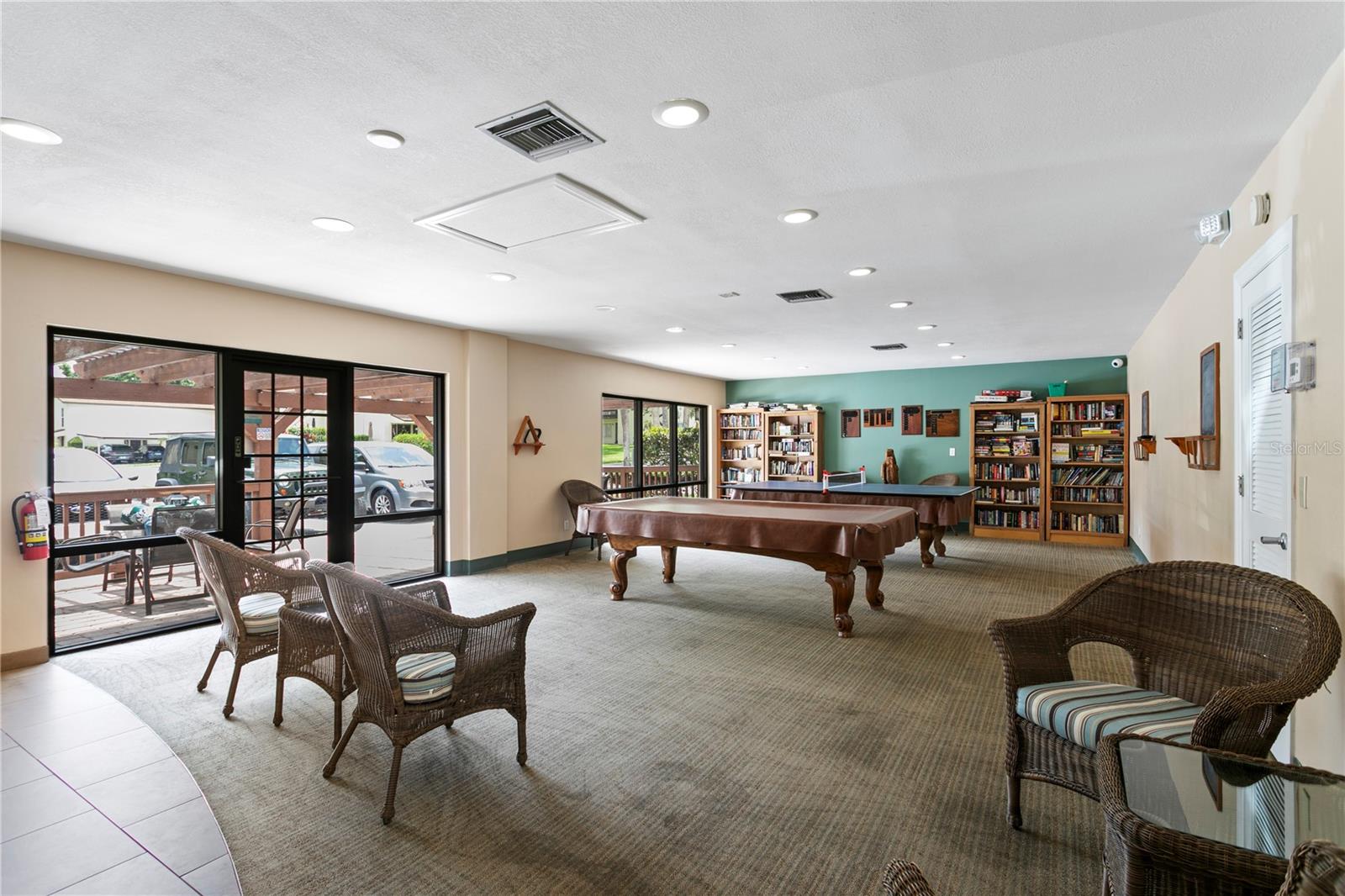 MAGNOLIA SQUARE CONDO INC - Residential