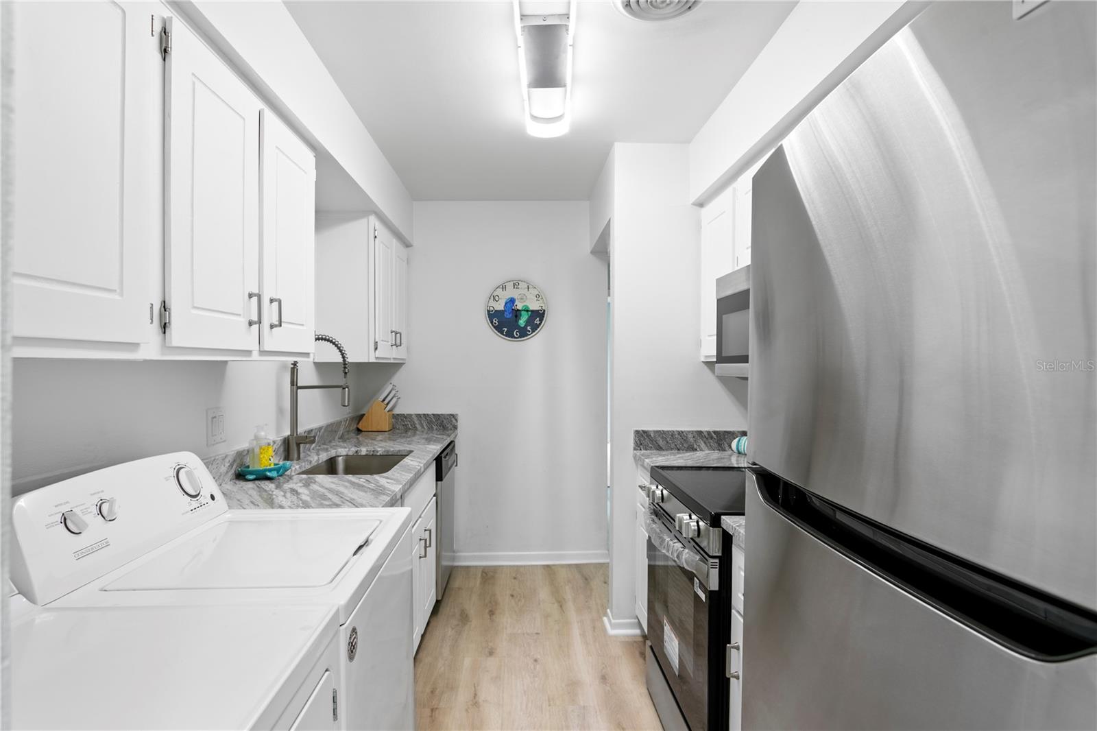 MAGNOLIA SQUARE CONDO INC - Residential