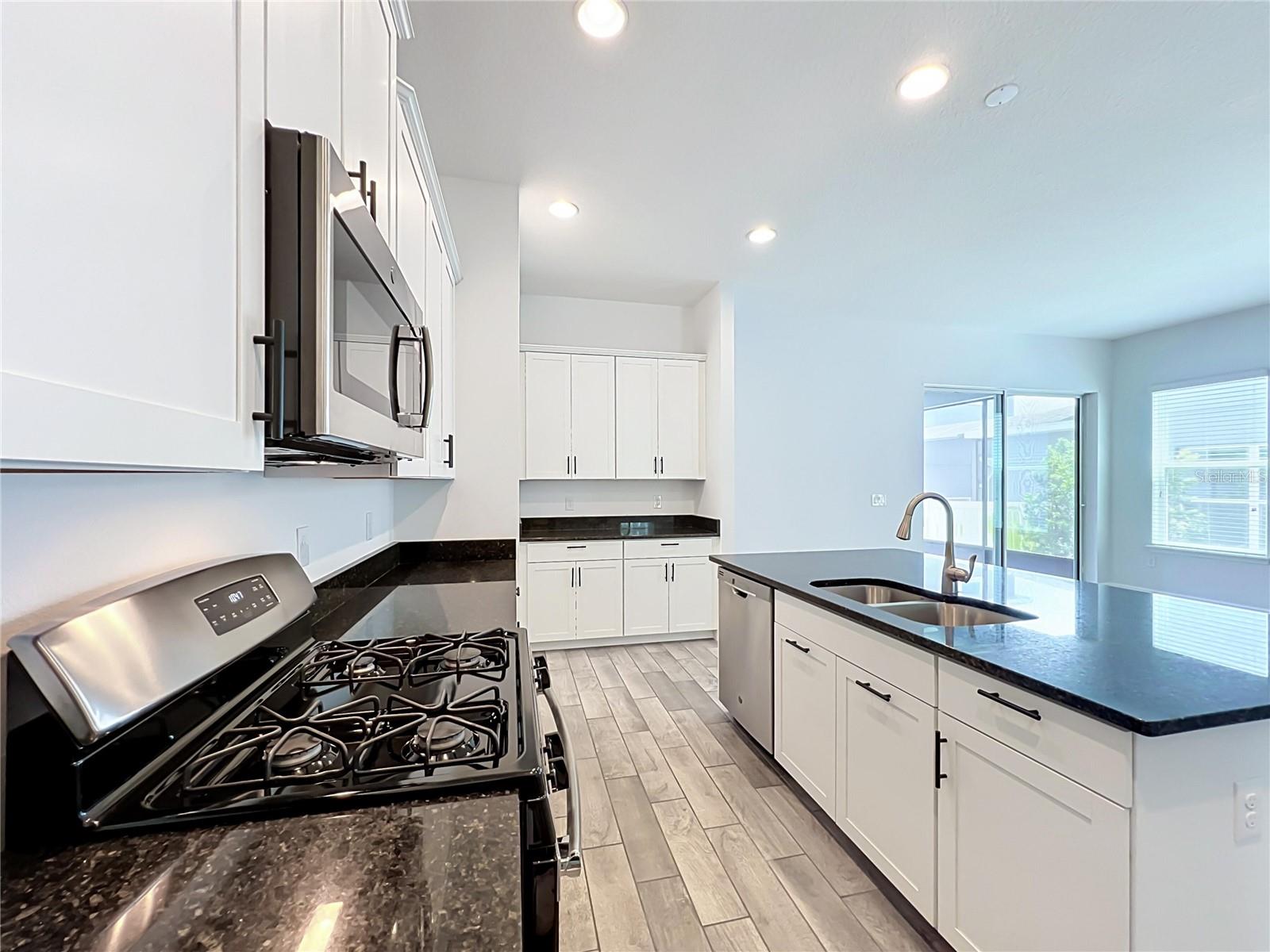 HIGHLANDS/SUMMERLAKE GRVS PH 2 - Residential