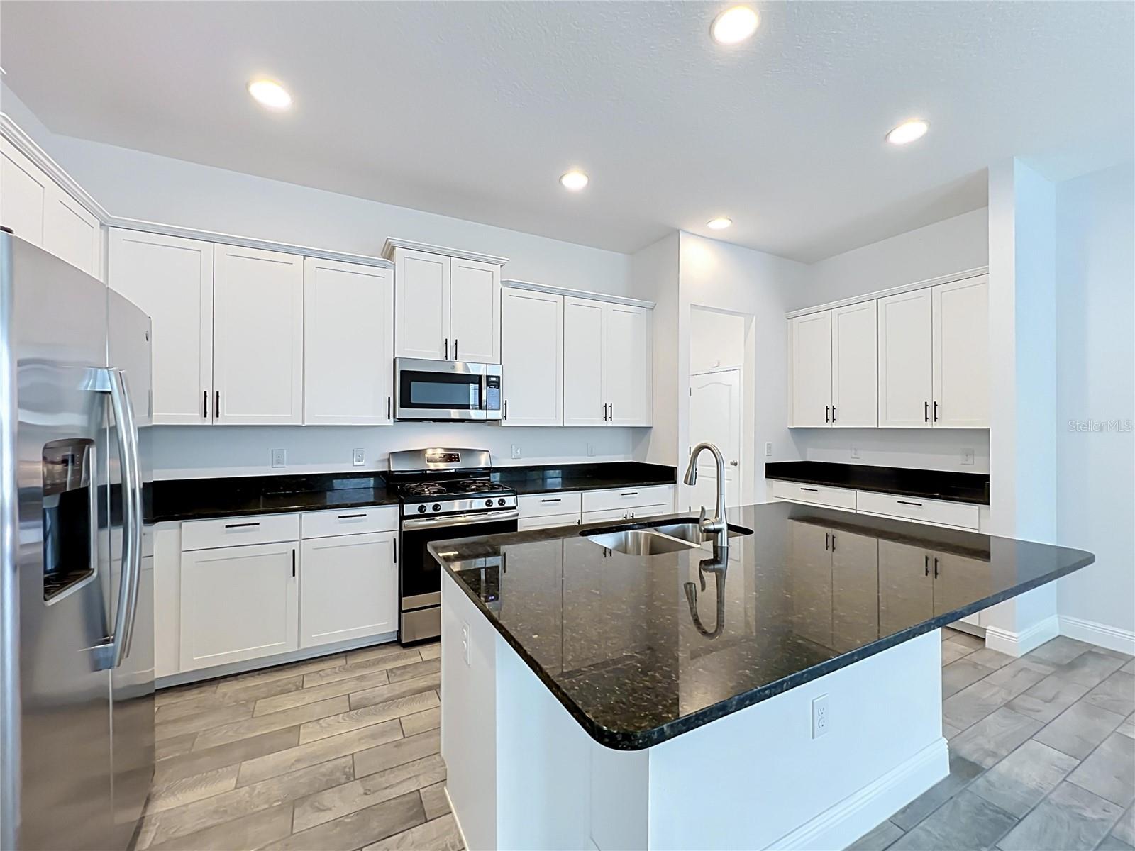 HIGHLANDS/SUMMERLAKE GRVS PH 2 - Residential