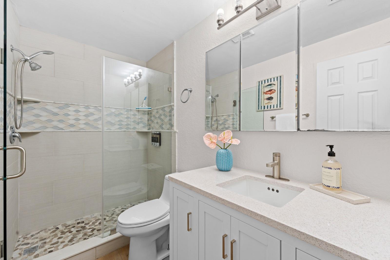 SEA SHELL OF INDIAN SHORES - Residential