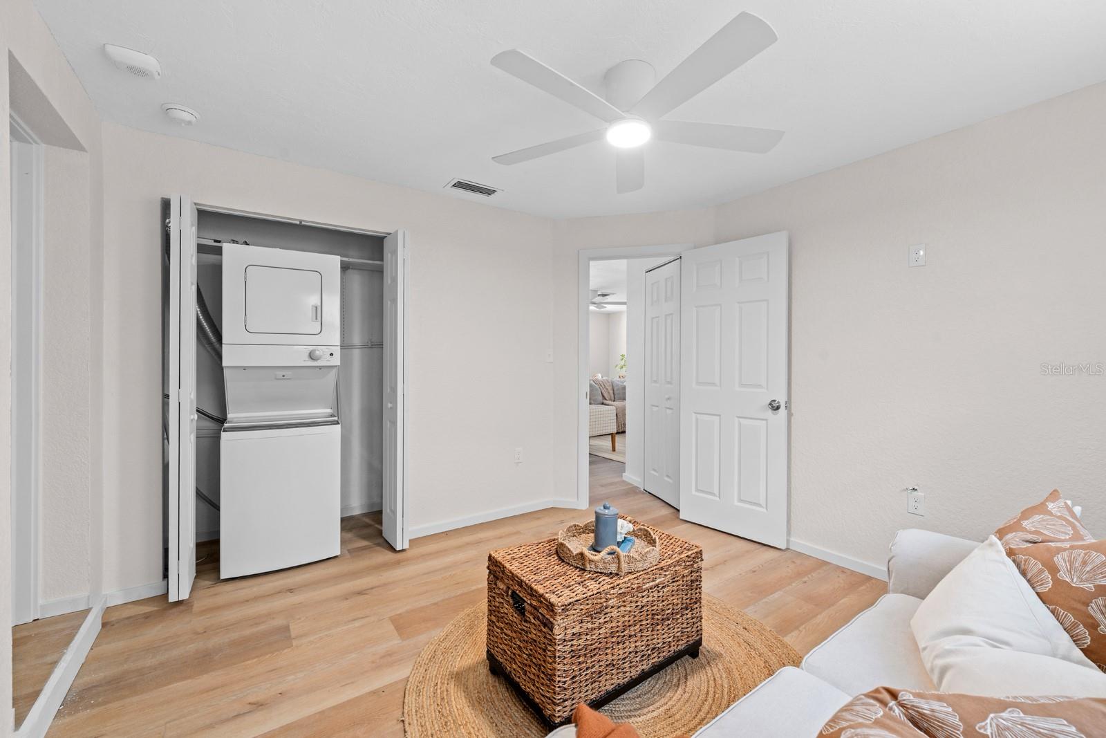 SEA SHELL OF INDIAN SHORES - Residential