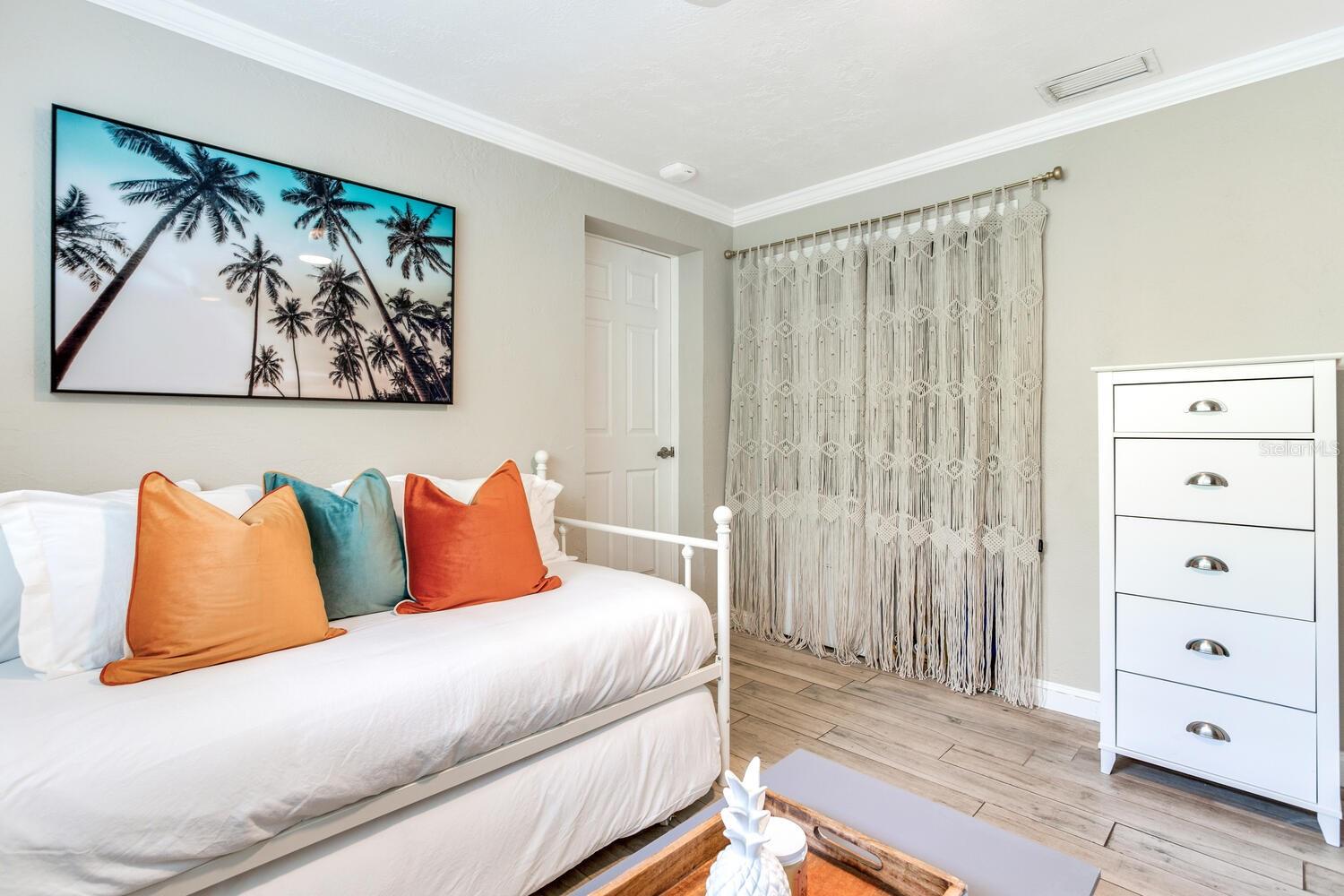 SEA SHELL OF INDIAN SHORES - Residential
