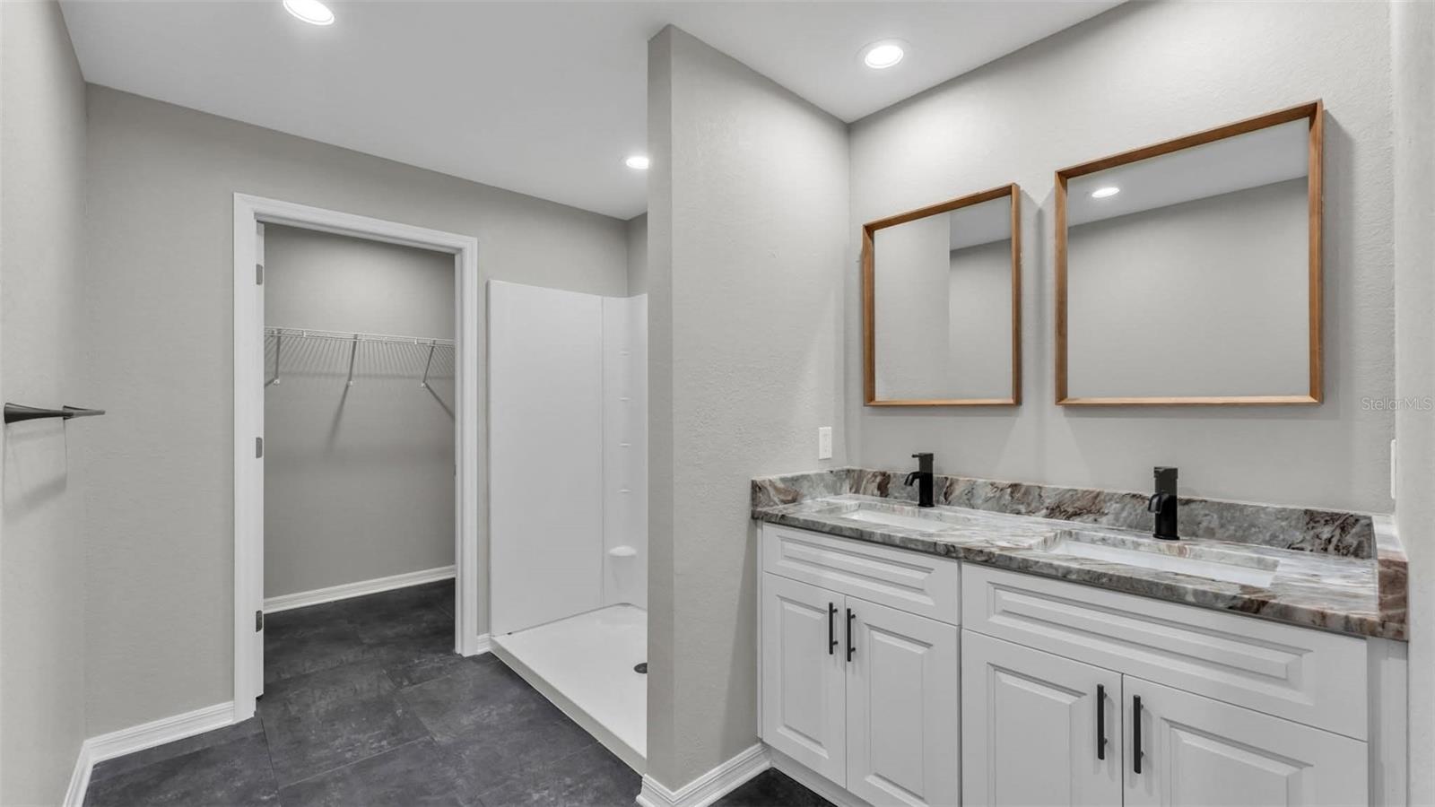 38TH STREET SUBDIVISION - Residential