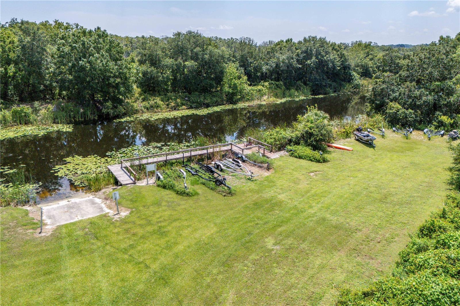 LAKE BEAUCLAIRE SUB - Residential