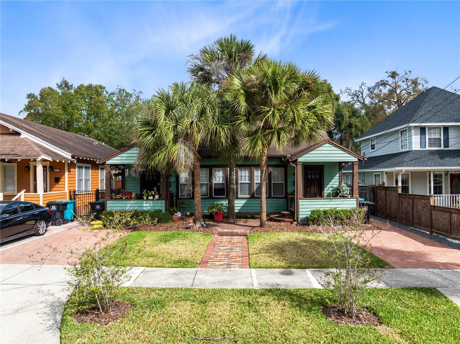 COLONIAL PARK - Residential Income