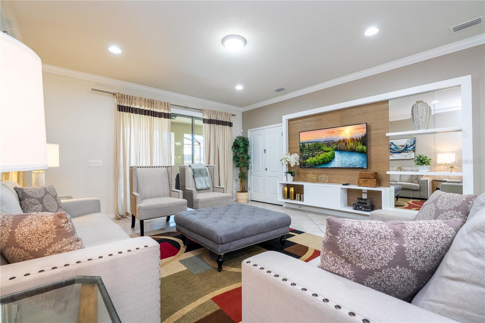 WINDSOR AT WESTSIDE PH 1 - Residential