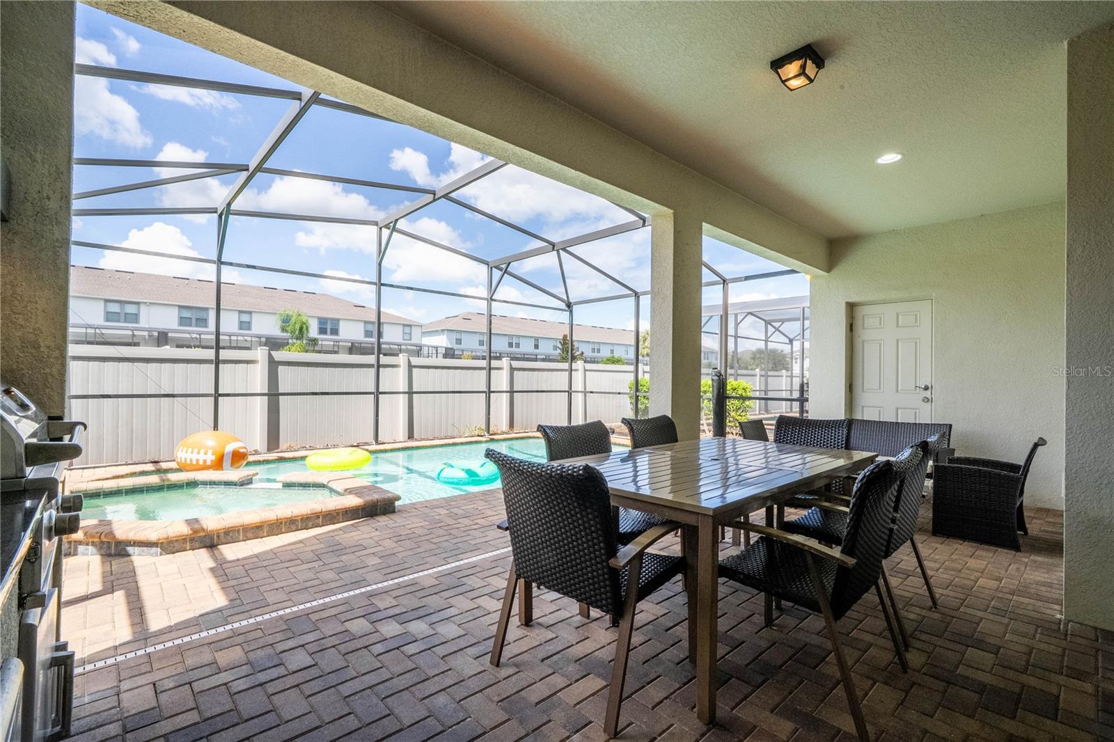 WINDSOR AT WESTSIDE PH 1 - Residential