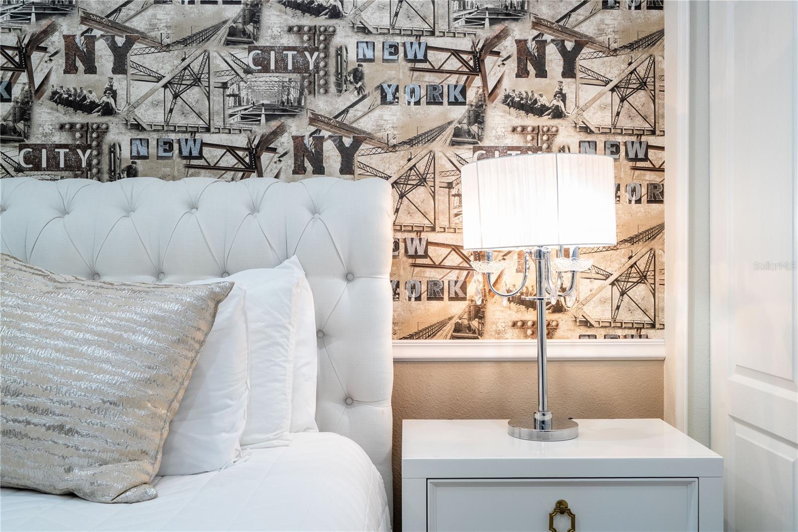 WINDSOR AT WESTSIDE PH 1 - Residential