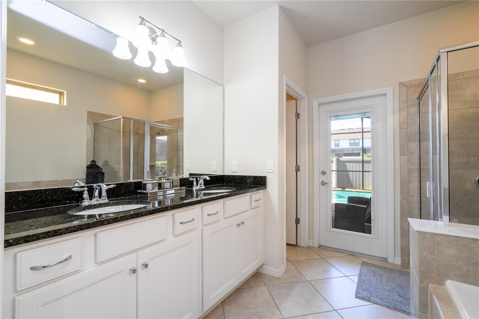 WINDSOR AT WESTSIDE PH 1 - Residential