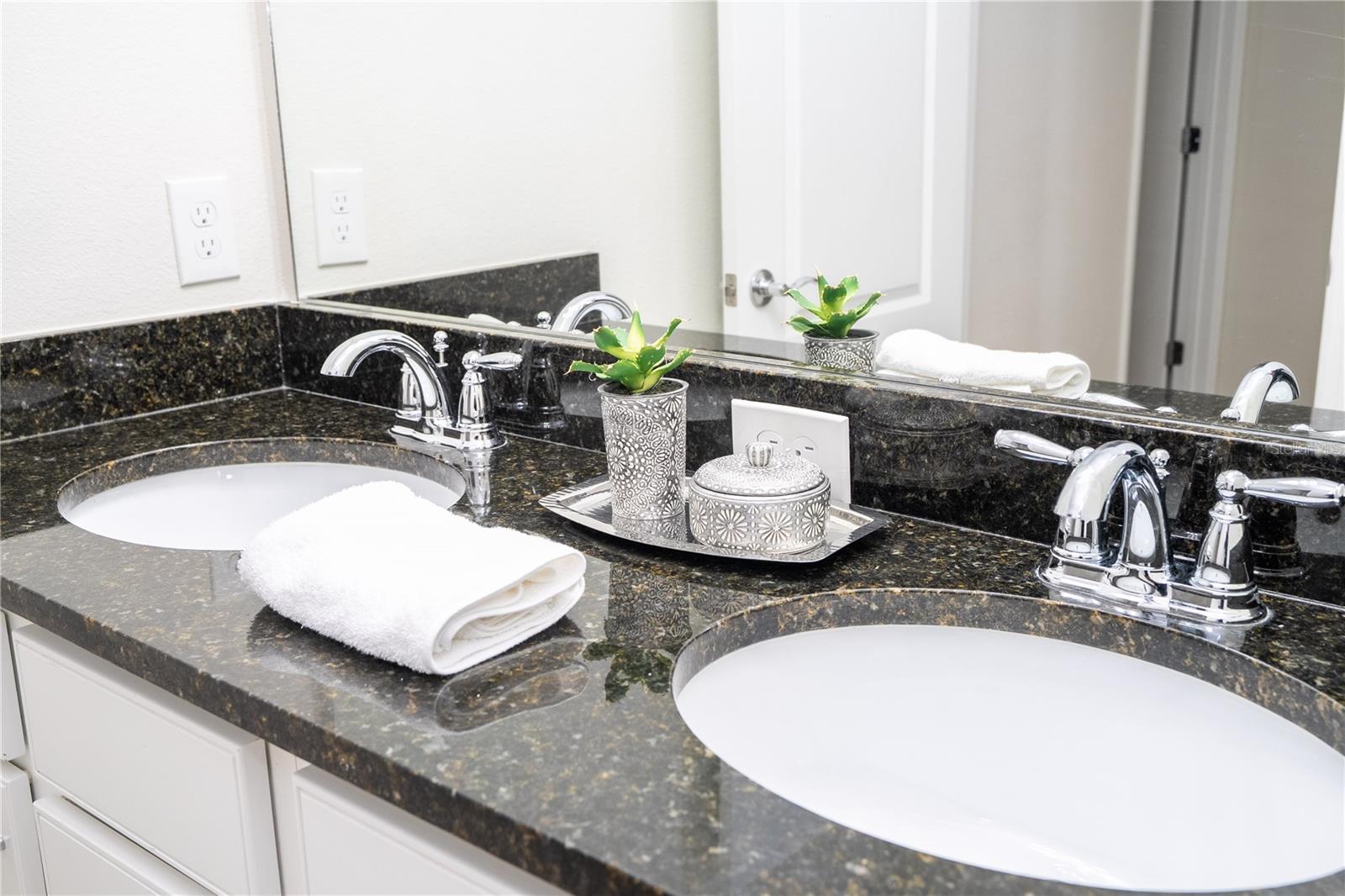 WINDSOR AT WESTSIDE PH 1 - Residential