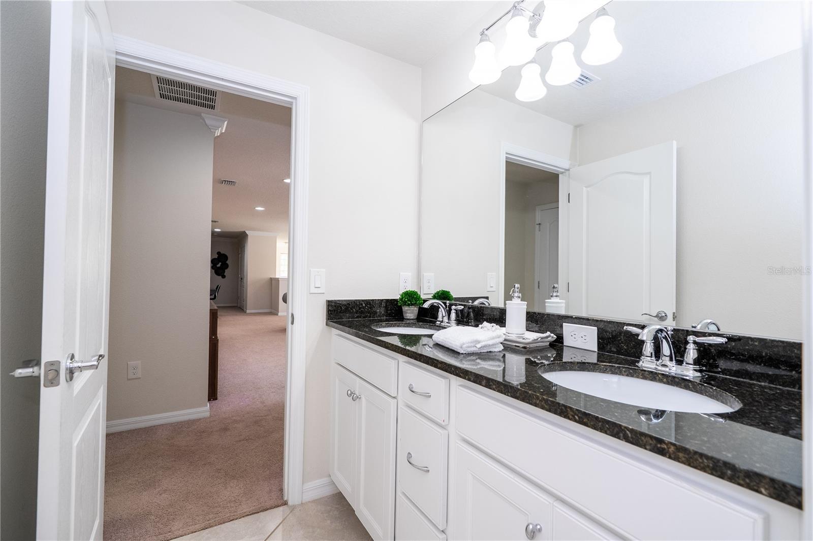WINDSOR AT WESTSIDE PH 1 - Residential
