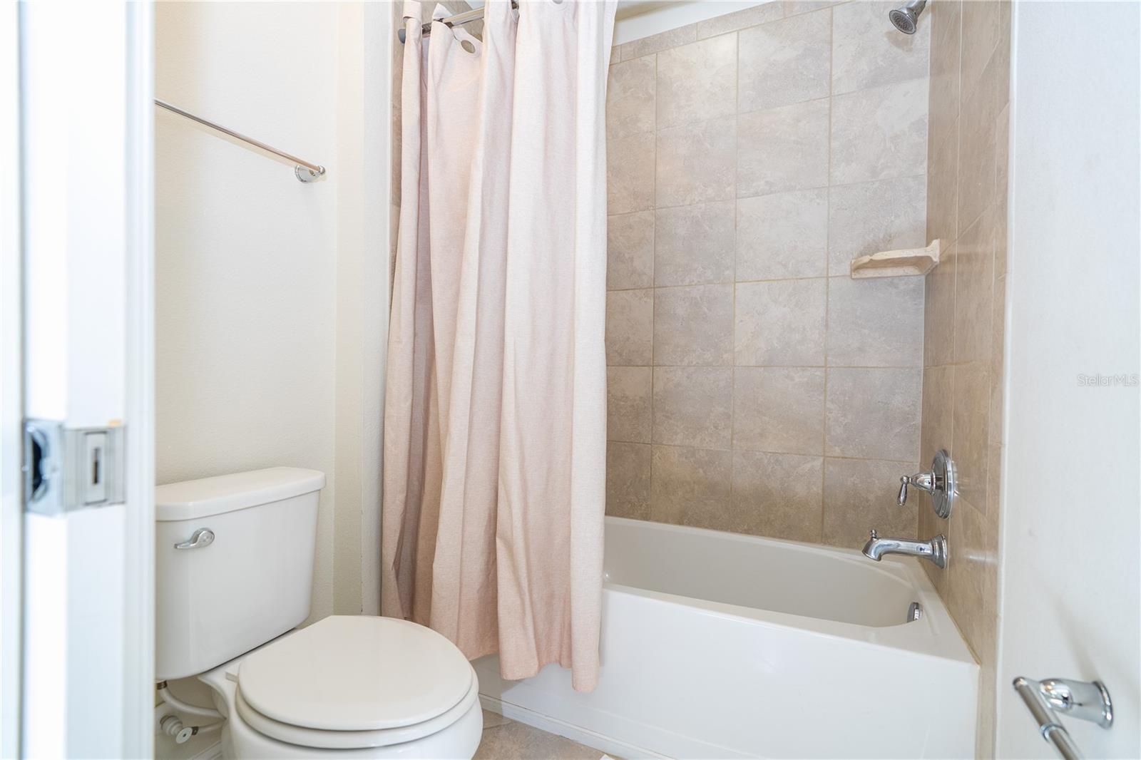 WINDSOR AT WESTSIDE PH 1 - Residential