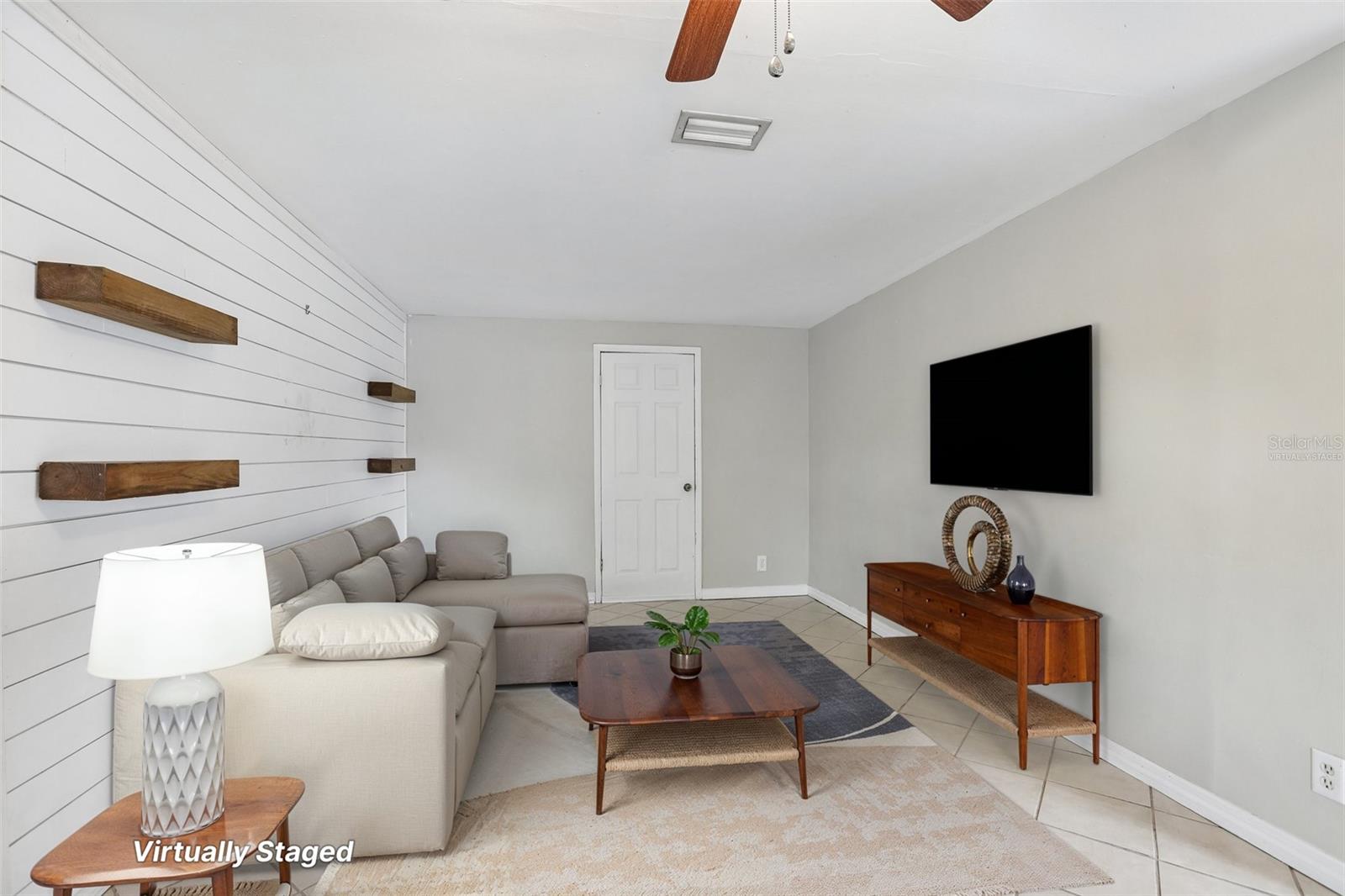 FAIRLAWN PARK MANOR - Residential