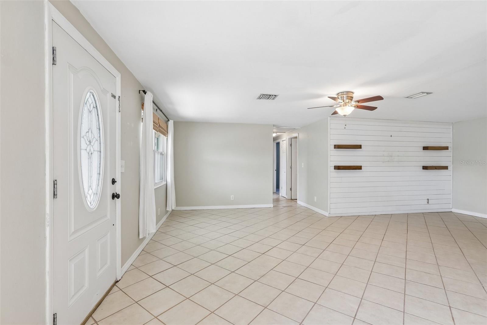 FAIRLAWN PARK MANOR - Residential