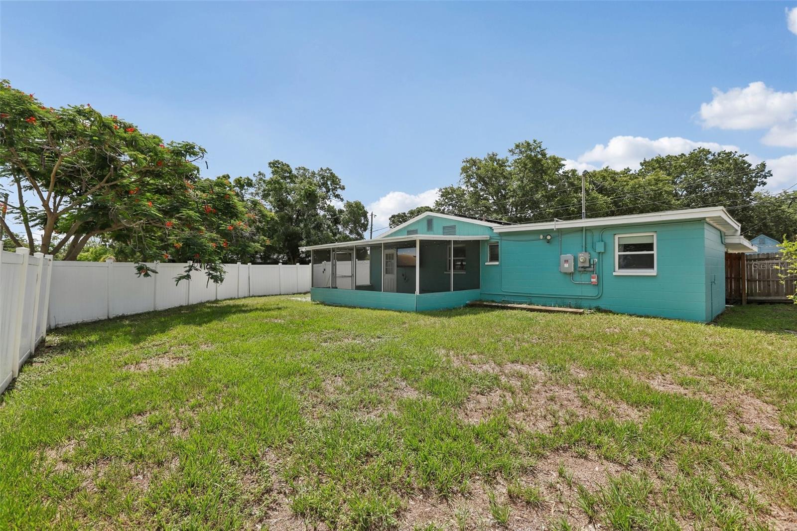 FAIRLAWN PARK MANOR - Residential
