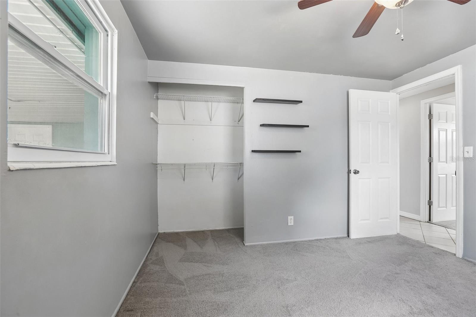 FAIRLAWN PARK MANOR - Residential