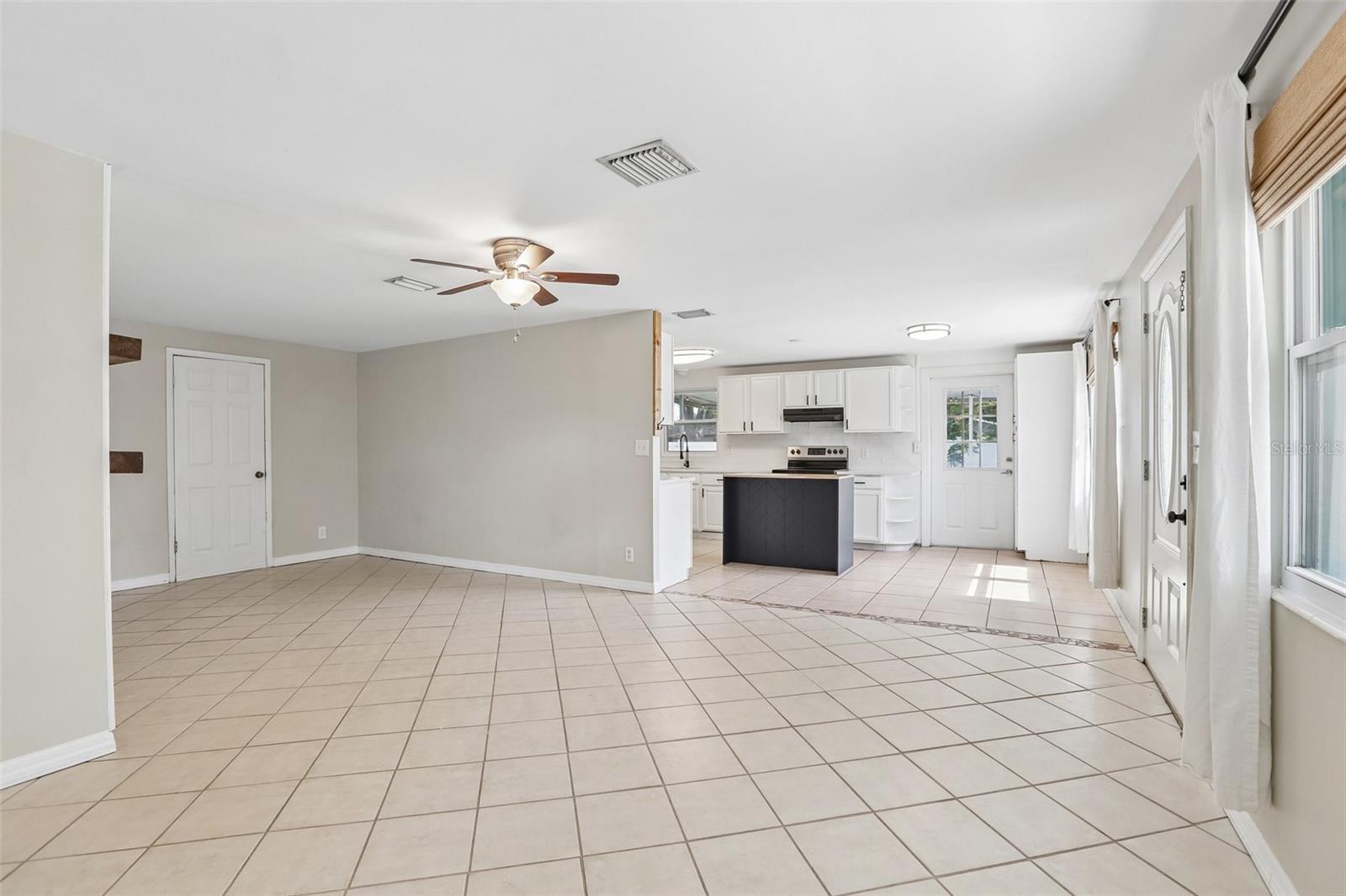 FAIRLAWN PARK MANOR - Residential