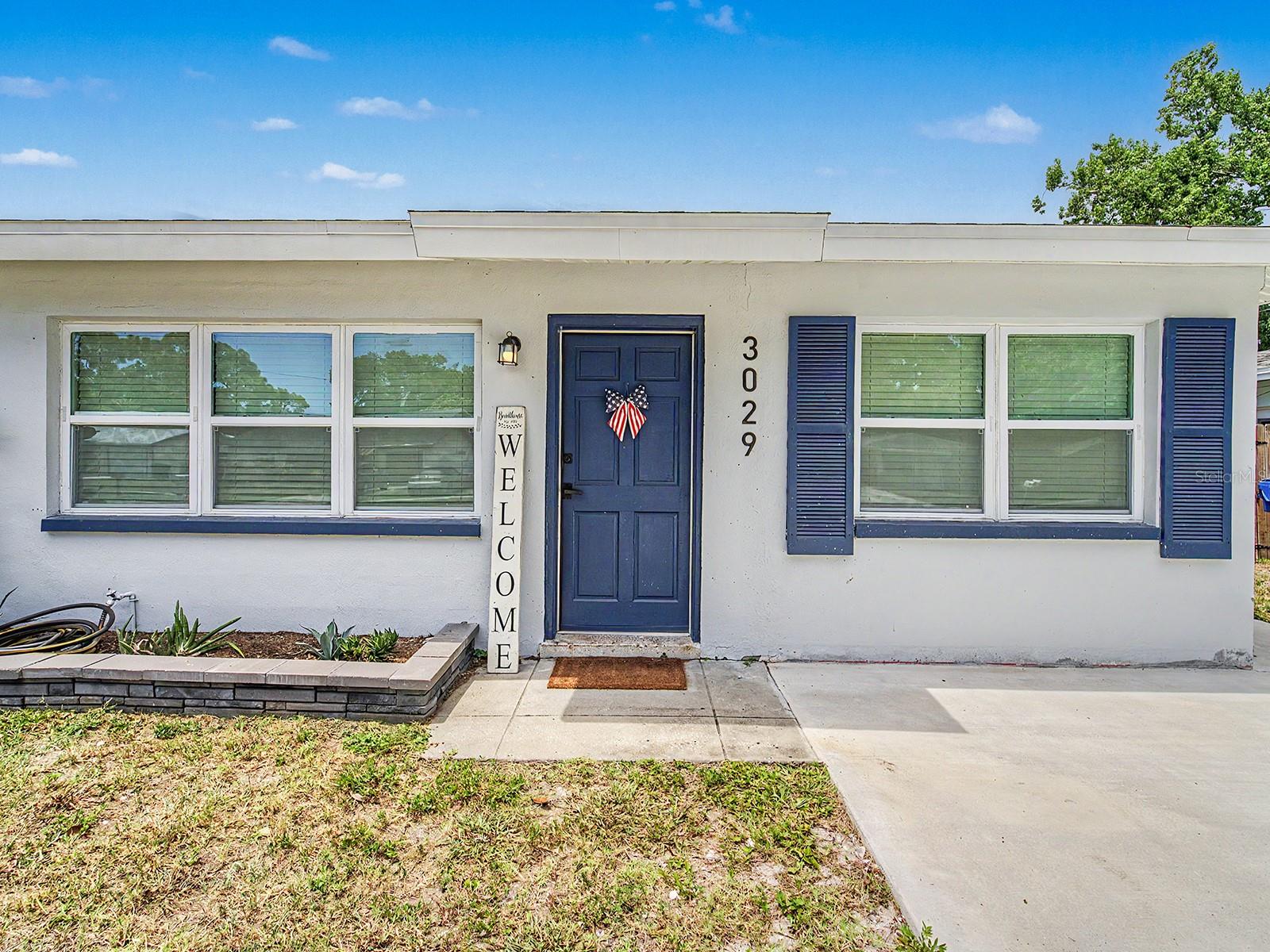 LAKE PALMS SEC 2 - Residential