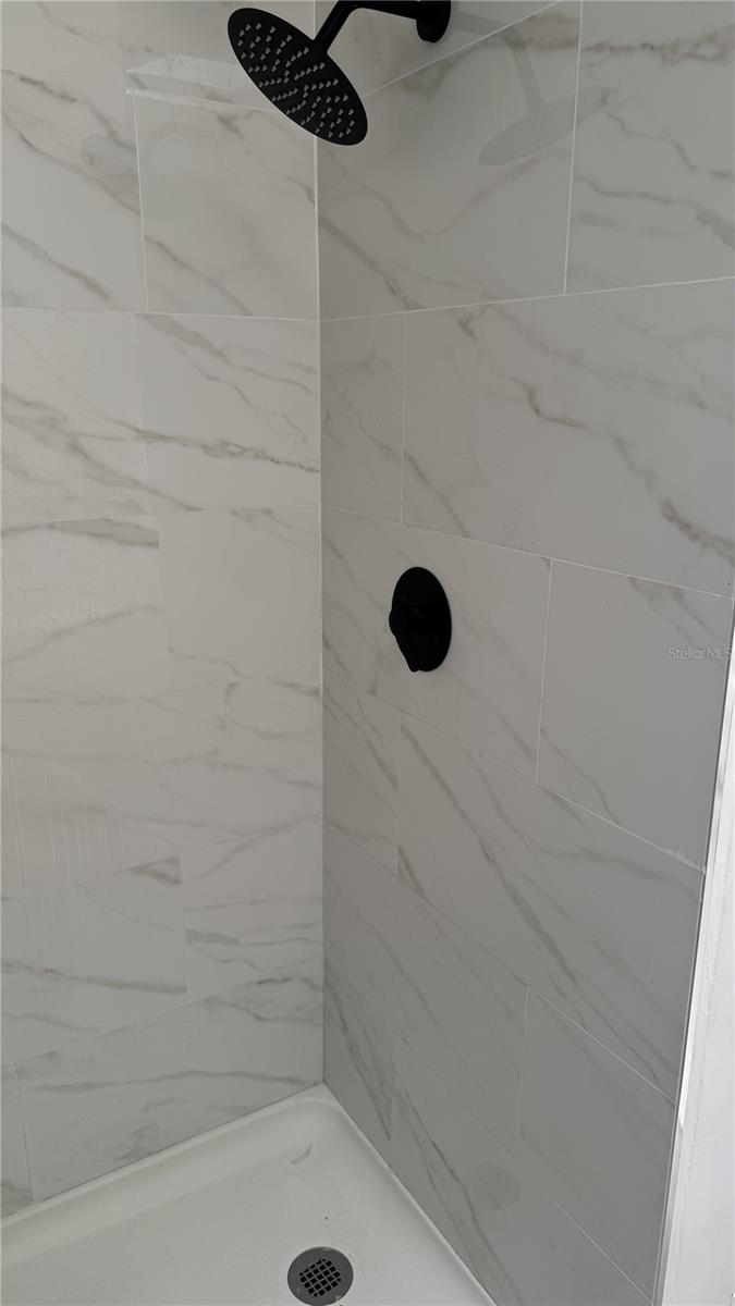WINTER WOODS UNIT 01 - Residential