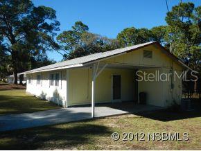 POOL HOME ..THREE BEDROMM TWO BATH WITH IN WALKING DISTANCE TO THE RIVER, SCHOOL OR PARK!HUGE 185 X 200 LOT ..ROOM FOR GARAGE, BOAT , RV STORAGE...GREAT LOCATION.