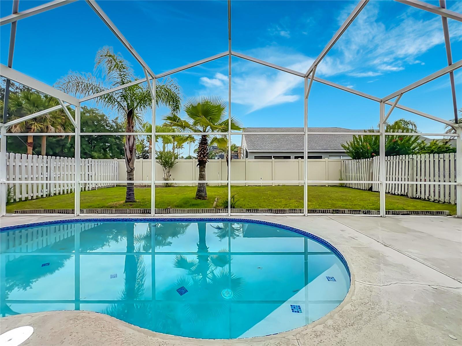 HUNTERS CREEK TR 350 PH 01 - Residential