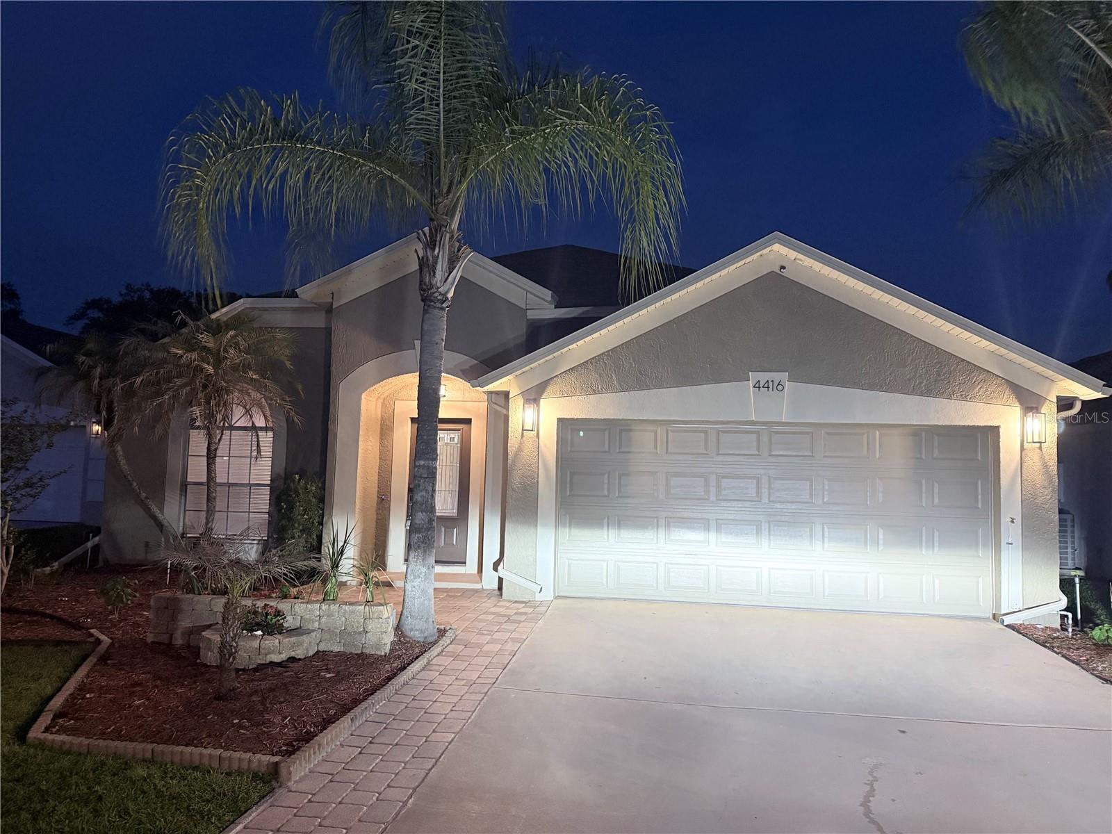 HUNTERS CREEK TR 350 PH 01 - Residential